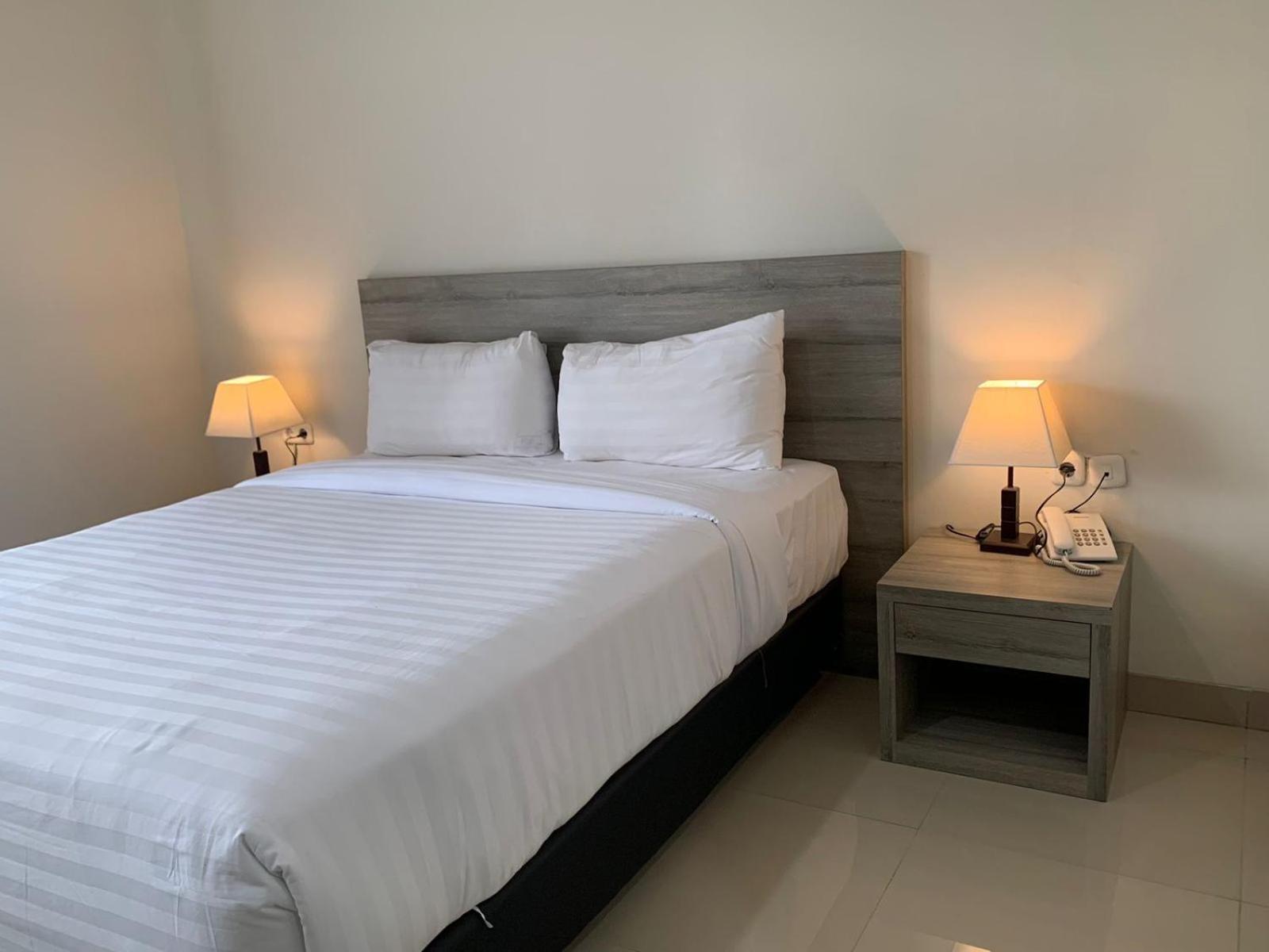 Hotel Graha Serasan Seandanan à Banding Agung Extérieur photo